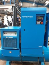 Hydrovane compressor with