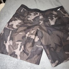 NWOT Camo Reversible Sundek