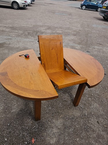 Oak extending dining table - oak,