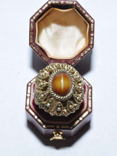 Charming vintage signed vanda - vintage,