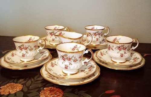 Vintage elizabethan trio - 5, x