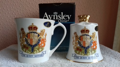Aynsley china tankard - bell,