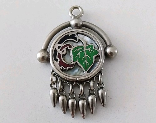 Antique vine leaf - fob, or