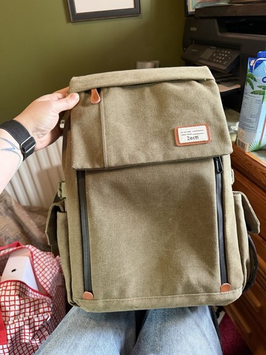 Large backpack camera - large,