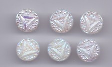 6 vintage glass buttons - 