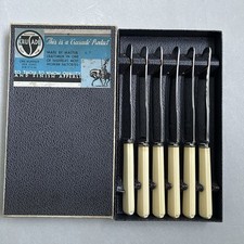 Crusade Dessert Knives Set of