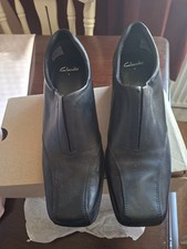 Ladies Size 8 Standard Fit