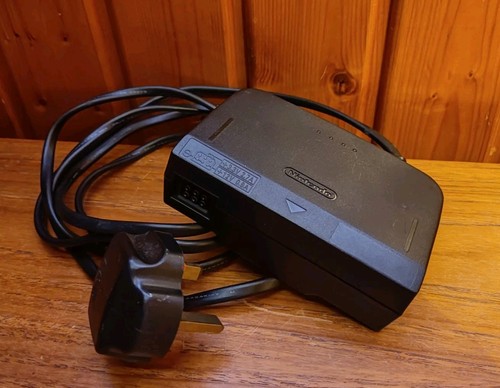 Nintendo offical power - -,