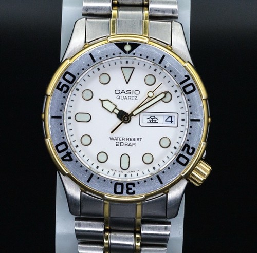 Casio rare 712 vintage 38mm - rare,