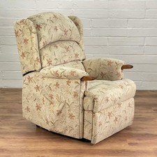 HSL Aysgarth Riser Recliner