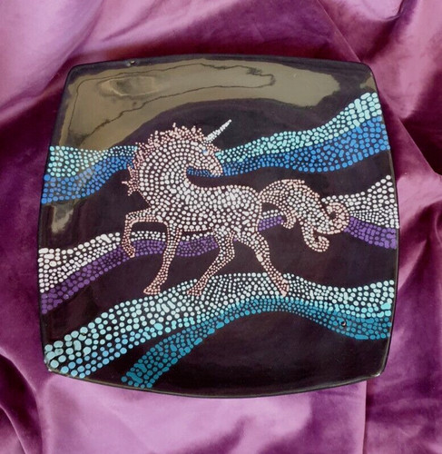 Unicorn dot art cromartie - unicorn,
