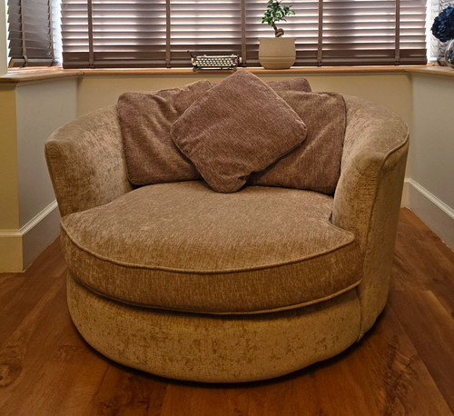 Large round 360 swivel - large, 360°