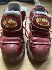 Red Gordon Jack Platform