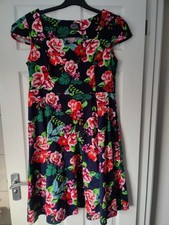 Hearts & Roses London Size 22
