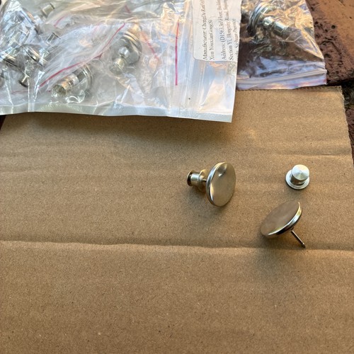 Pairs curtain magnets - ,