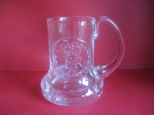 Dartington glass the - dartington, queen`s