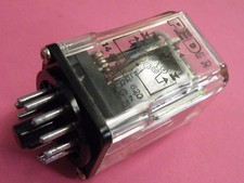 Plug in 11 Pin (Round Pin) 12v