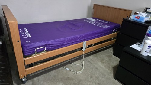 Single hospital medical bed - single,