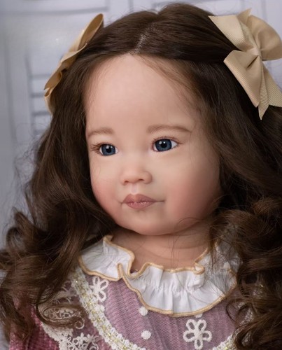 Collectible reborn baby - 30",