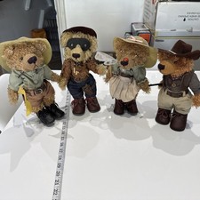 4 VINTAGE SCOUTS TEDDY BEARS OLD WITH SOME STANDS. 