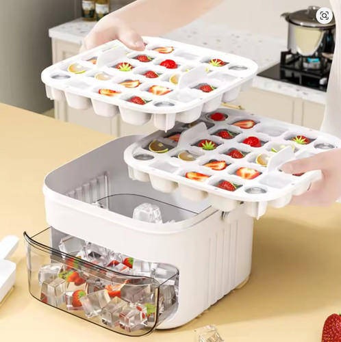 Cube ice maker with easy - ice,