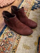 Earth Spirit Boots Size 7 Burgundy Red Suede Leather Beautiful
