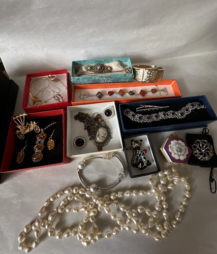 Joblot vintage jewellery - vintage,