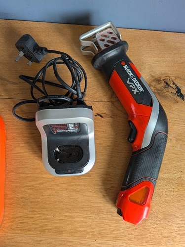 Black decker reciprocating - decker,