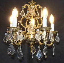 A VINTAGE FRENCH CHANDELIER 