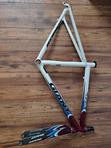 Giant tcr road bike - frame, &