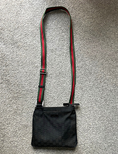 Gucci messenger bag black