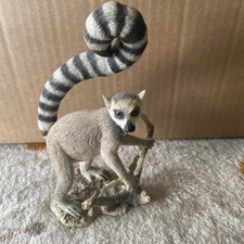 Ring Tailed Lemur Figurine,Lemur Ornament,Country Artists,04876.year 2005