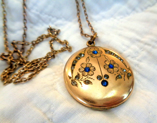 Ornate antique victorian gold - victorian,