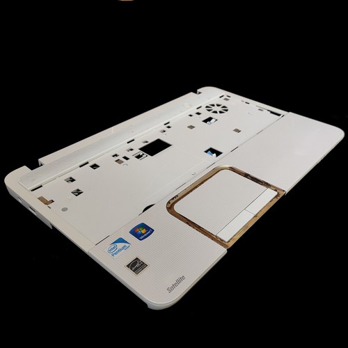 Palmrest with touchpad - palmrest,