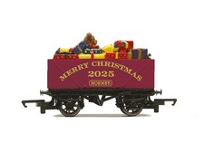 Hornby R60316 Christmas Wagon 2025