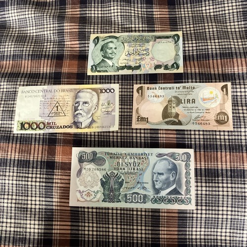 Vintage foreign bank - bank, notes