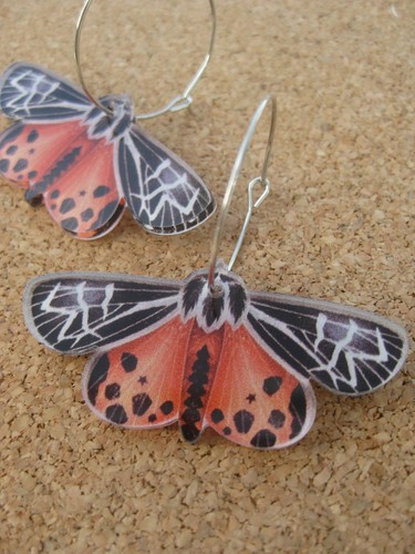 Garden tiger moth hoop - tiger,