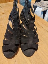 Ladies Peacocks Sandals Size 7