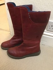 Moshulu Nightingale red waxed