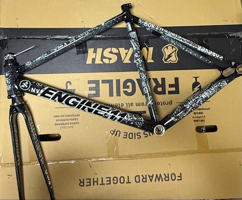 Engine11 frame fixie bike