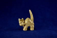 SylvaC Scaredy Cat Beige / Brown Vintage Ceramic Figure - 2-3/4" Tall & Perfect