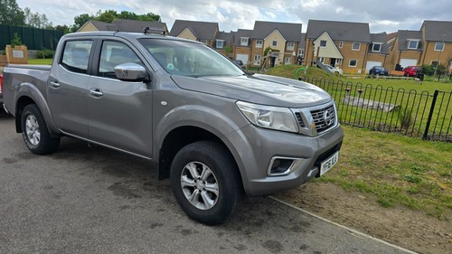 Nissan navara 300 - nissan, up
