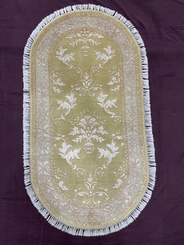 Authentic hand knotted wool - knotted,