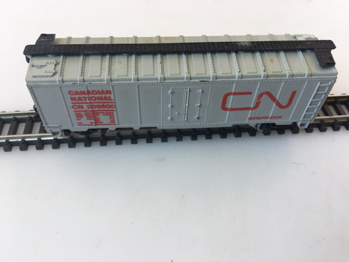 Trix canadian national box car - box,