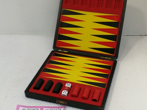 Vintage magnetic travel