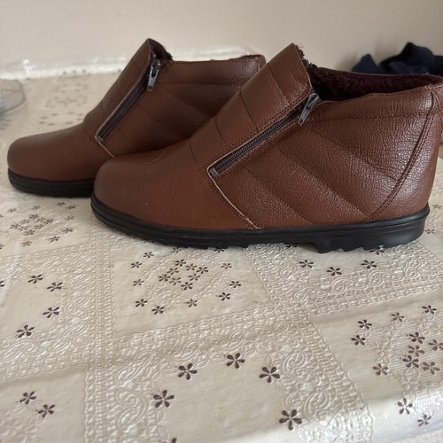 Clifford james brown leather - james,