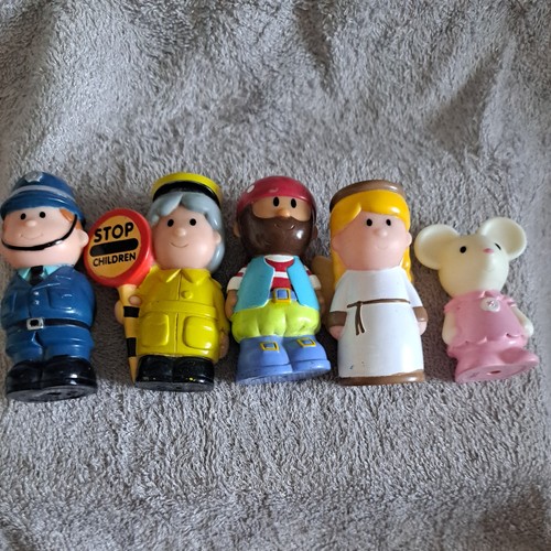 Elc happyland people figures - happyland,