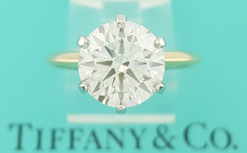 Tiffany round diamond - round,