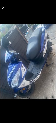 Sinnis shuttle 125cc moped - shuttle,