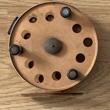 Antique / vintage old fishing reel 